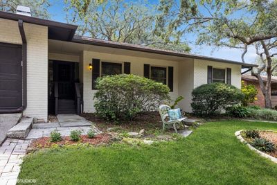 8 Clearview Drive, House other with 4 bedrooms, 2 bathrooms and null parking in Safety Harbor FL | Image 2