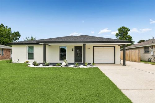 119 Pi St, Belle Chasse, LA, 70037-1413 | Card Image