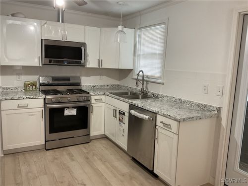 3010 Lawson St, Richmond, VA, 23224-1946 | Card Image
