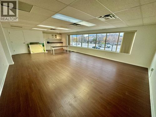 210-1751 Harvey Ave, Kelowna, BC, V1Y6G4 | Card Image