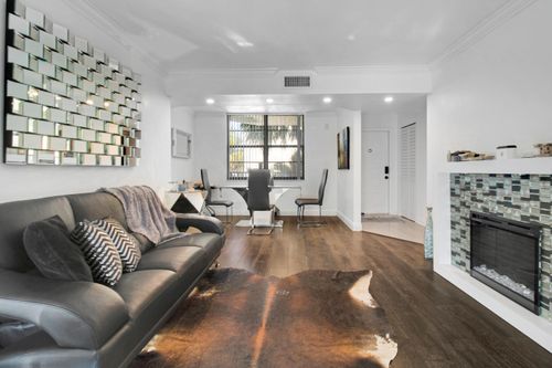 305-3450 Blue Lake Dr, Pompano Beach, FL, 33064-2058 | Card Image