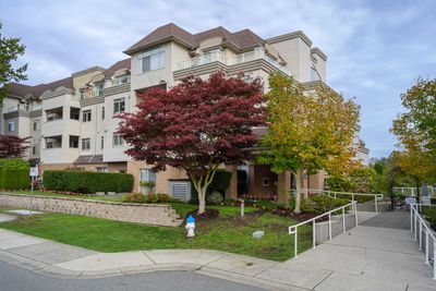 A203 - 1258 Hunter Rd, Condo with 2 bedrooms, 2 bathrooms and 1 parking in Delta BC | Image 2