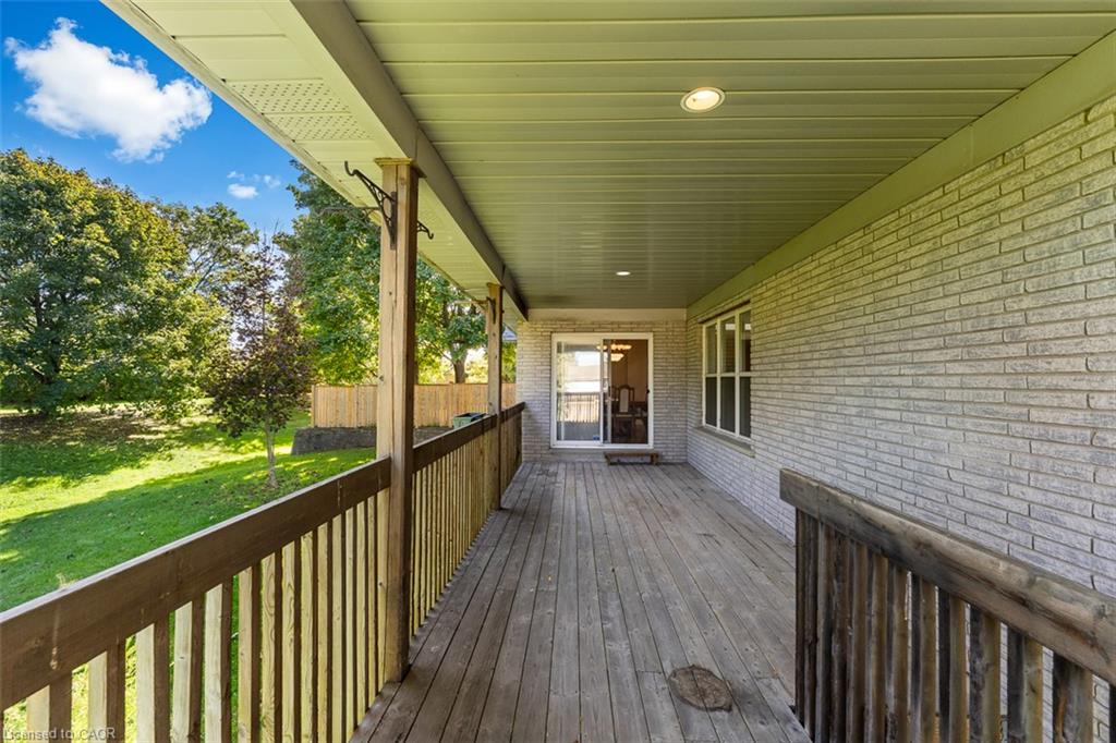 Residential in Welland 5