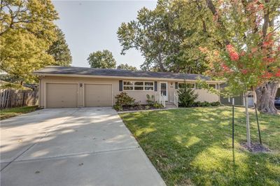 7235 Robinson Street, House other with 3 bedrooms, 2 bathrooms and null parking in Overland Park KS | Image 2