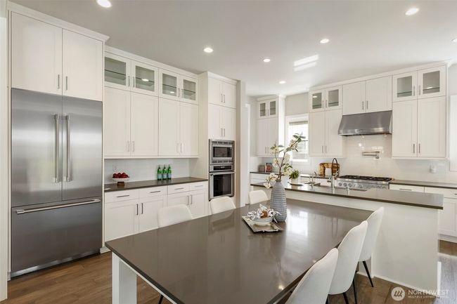 8784 Ne Winslow Grove Ct, House other with 4 bedrooms, 4 bathrooms and 2 parking in Bainbridge Island WA | Image 13