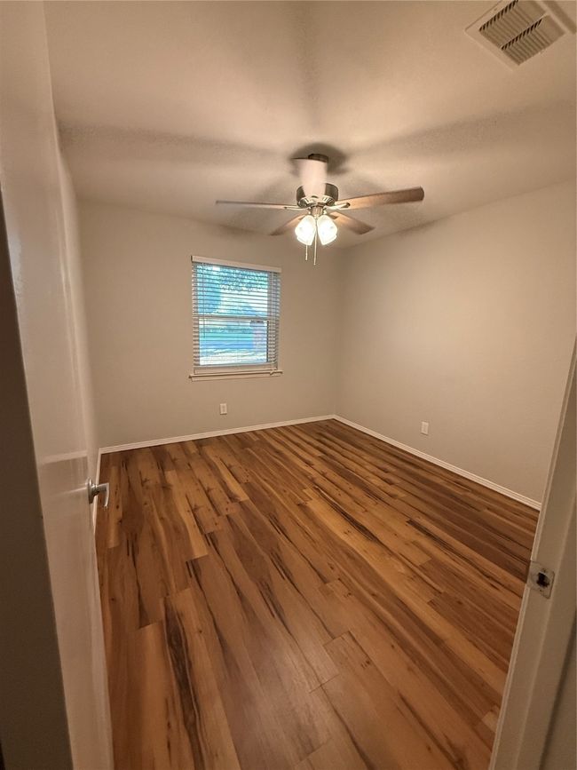 Second bedroom | Image 13
