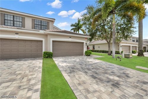 102-10626 Smokehouse Bay Dr, NAPLES, FL, 34120-5186 | Card Image