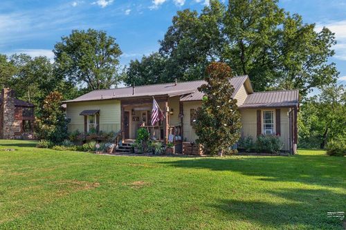 1060 Vaughn Rd, Glenwood, AR, 71943-9257 | Card Image