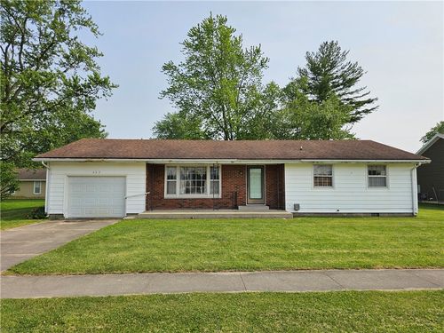202 E Madison St, Toledo, IL, 62468-1120 | Card Image
