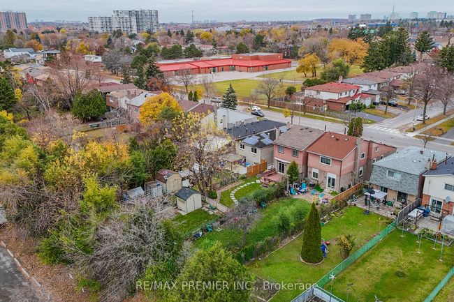 191 Invergordon Ave, House other with 6 bedrooms, 3 bathrooms and 4 parking in Scarborough ON | Image 47