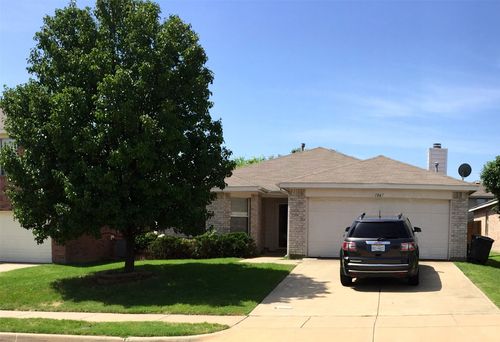 1061 Silver Spur Ln, Fort Worth, TX, 76179-2331 | Card Image