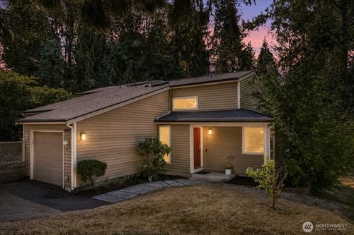 11411 102nd Court Ne, Kirkland, WA, 98033 | Card Image