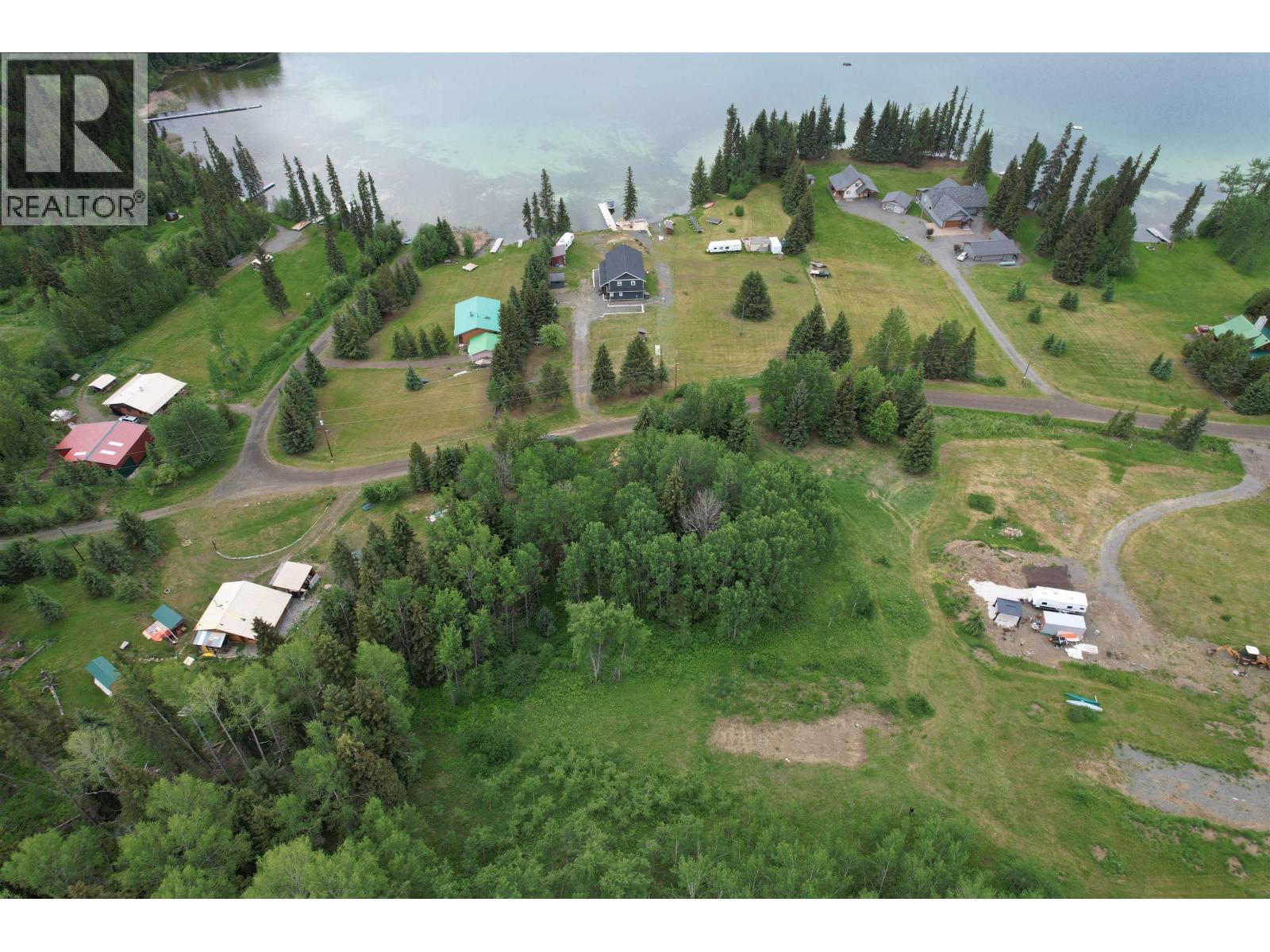 Land in Bridge Lake 2
