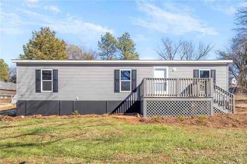104 Wateree Ln, williamston, SC, 29697-9487 | Card Image