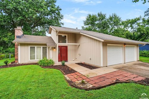 2009 Atchison Avenue, Lawrence, KS, 66047 | Card Image