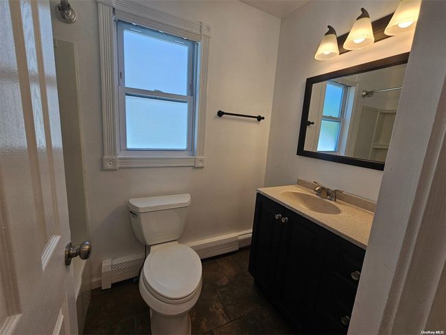 1st Floor Full Bath | Image 11