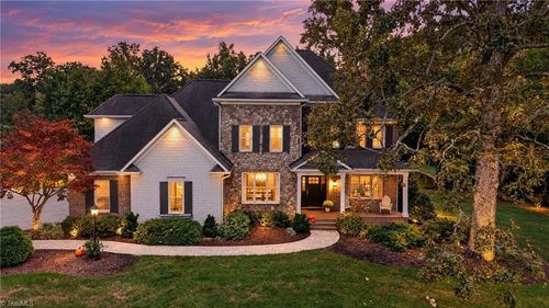 880 Osprey Ridge Rd, Winston Salem, NC, 27106-8001 | Card Image
