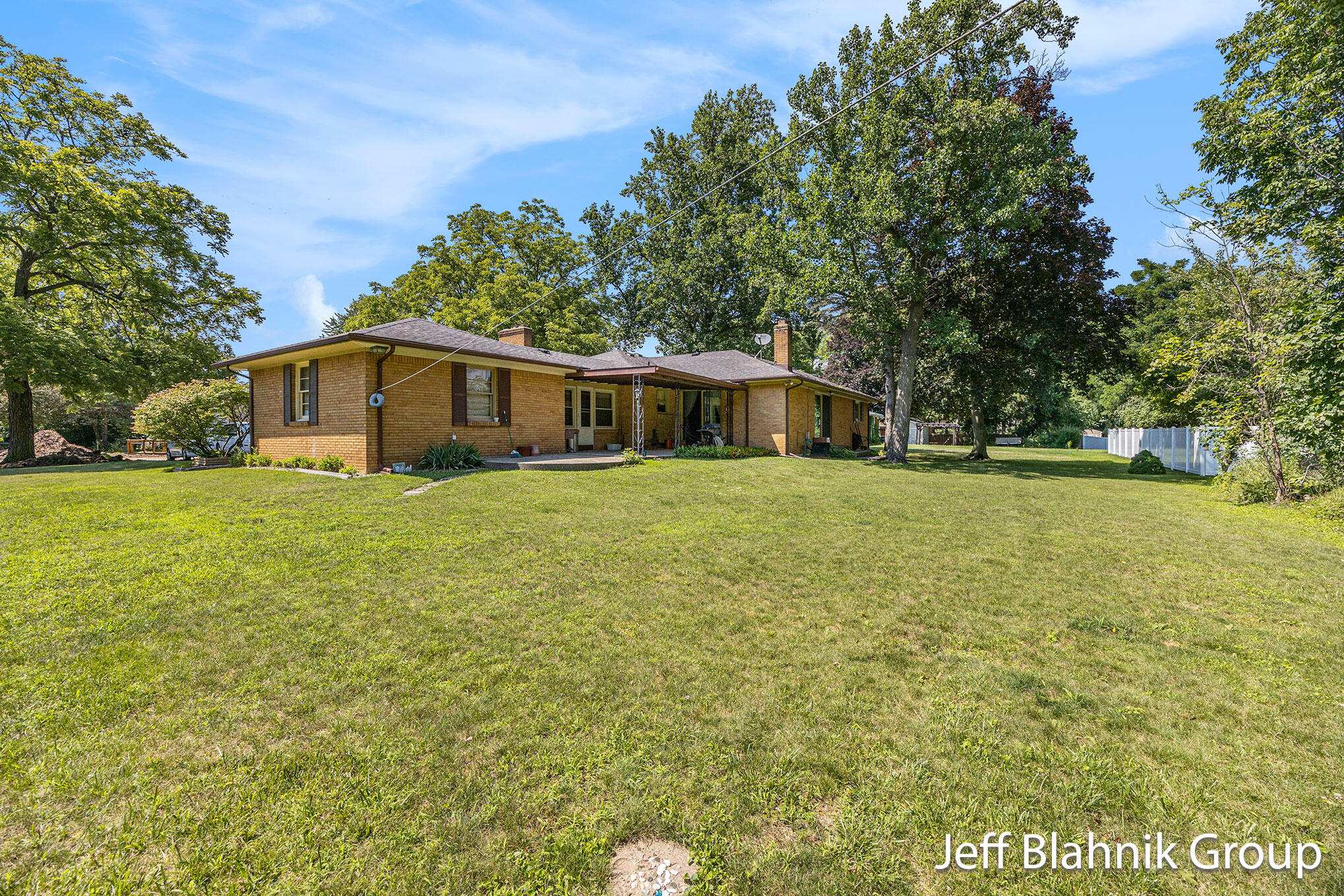 Kinney Ave, Grand Rapids, MI 49534
