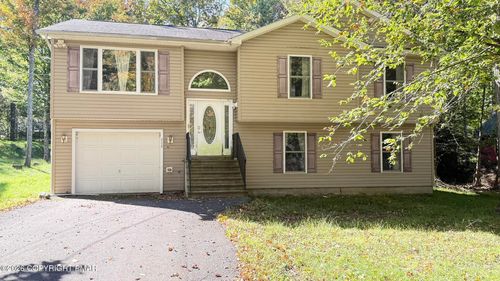 1661 Cotswold Road, Tobyhanna, PA, 18466 | Card Image