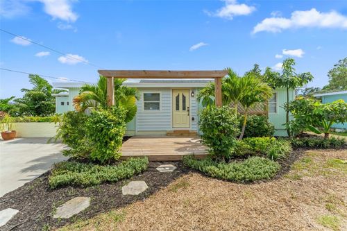 6470 64th Ave, PINELLAS PARK, FL, 33781-5216 | Card Image