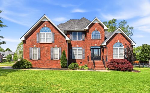 879 Iron Wood Cir, Clarksville, TN, 37043-5531 | Card Image