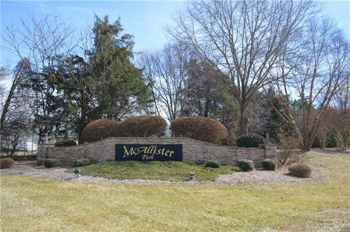 157 Matthias Ct, Mocksville, NC, 27028-4196 | Card Image