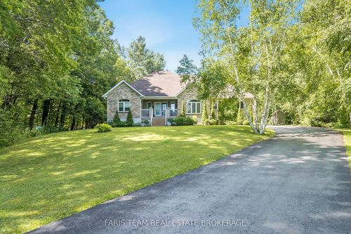 6 Meadowbrook Blvd, Tiny, ON, L9M0M2 | Card Image