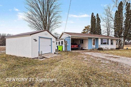 4026 Colbeck Rd, Beaverton, MI, 48612-8816 | Card Image