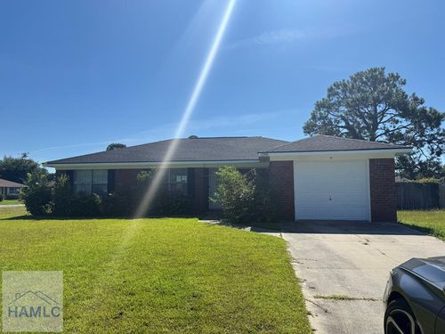1240 Pineridge Way, Hinesville, GA, 31313-8173 | Card Image