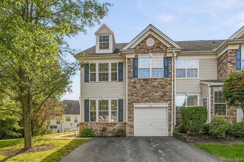 24 Ford Ct, Monroe, NY, 10950-4946 | Card Image