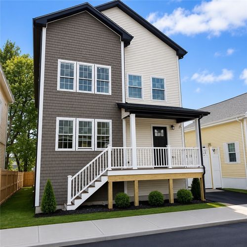 31 Vandewater St, Providence, RI, 02908-1623 | Card Image