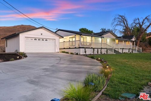 29626 Silver St, Val Verde, CA, 91384-2444 | Card Image