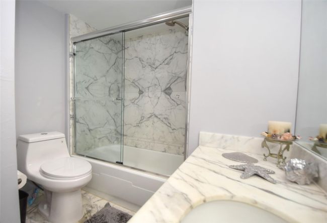 APT-1404 - 1340 S Ocean Blvd, Condo with 2 bedrooms, 2 bathrooms and null parking in Pompano Beach FL | Image 25