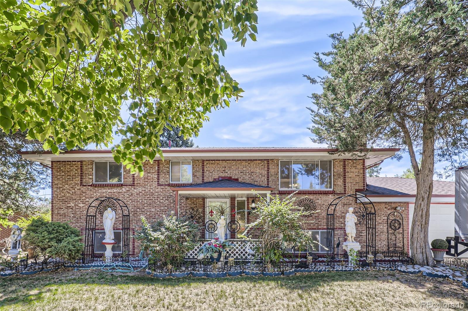 Center Ave, Aurora, CO 80012