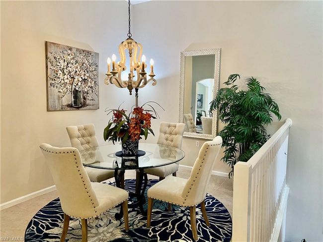 Beautiful dining room and chandelier before moving out | Image 7