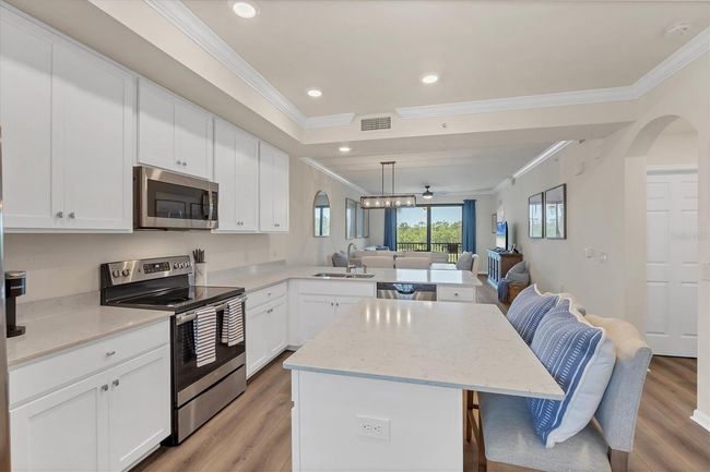 UNIT-304 - 17520 Gawthrop Dr, Condo with 2 bedrooms, 2 bathrooms and null parking in BRADENTON FL | Image 7