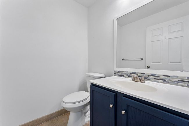 6204 Sandy Bank Ter, Condo with 2 bedrooms, 3 bathrooms and null parking in Riviera Beach FL | Image 8