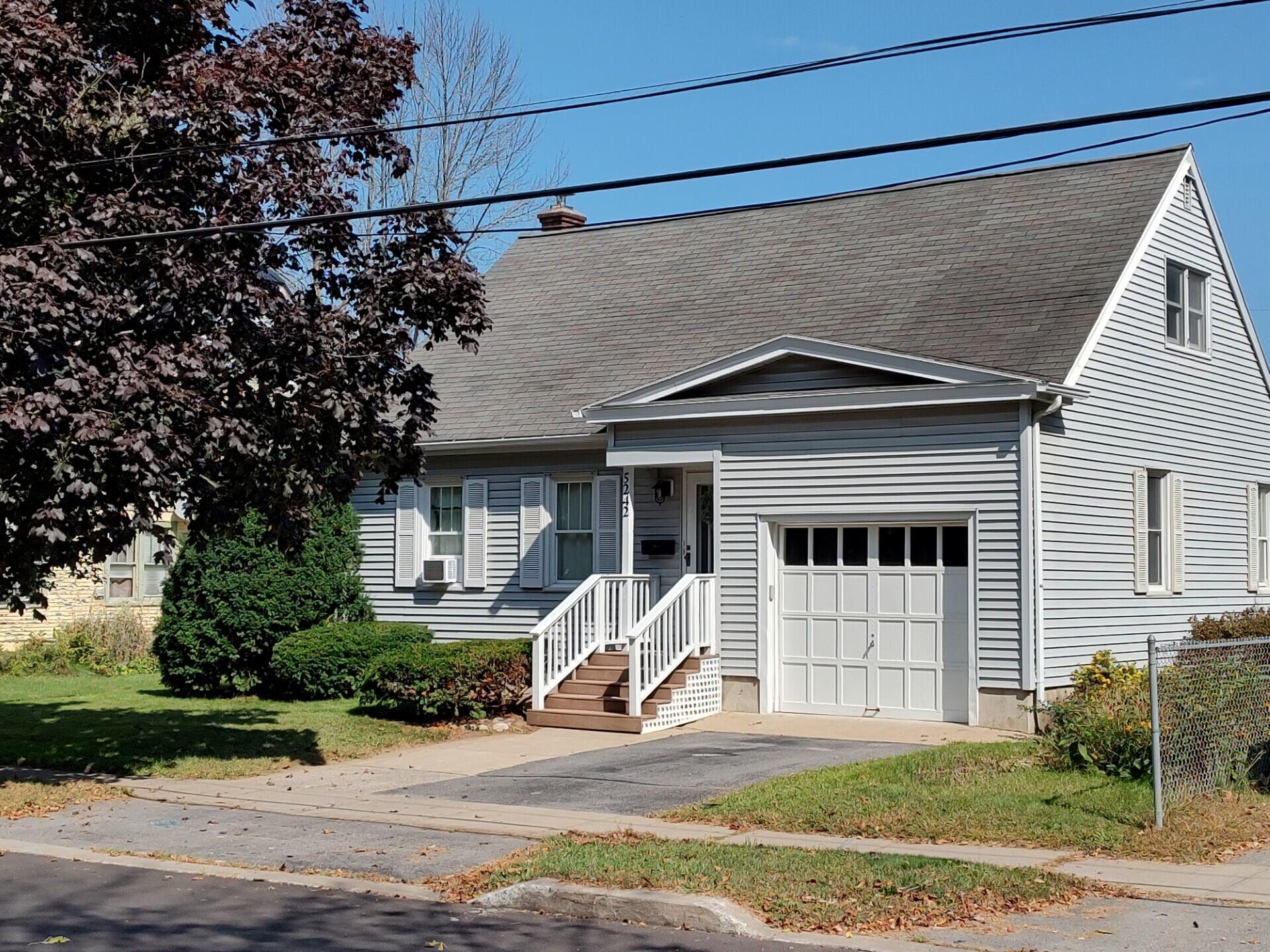 Catherine St, Plattsburgh, NY 12901
