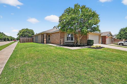 824 Bamboo Dr, Anna, TX, 75409-5064 | Card Image
