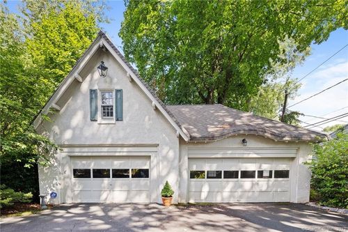 20 Sycamore Rd, West Hartford, CT, 06117-2834 | Card Image