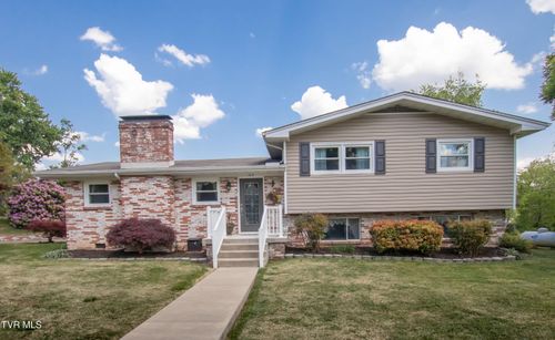 105 Dale Pl, Bristol, TN, 37620-4112 | Card Image
