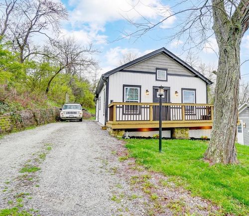 393 Clark St, Batavia, OH, 45103-2814 | Card Image