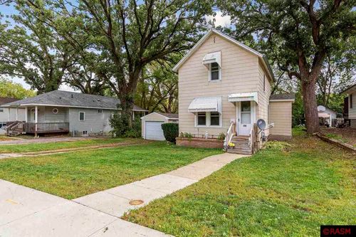 414 3rd St Ne, Waseca, MN, 56093-2818 | Card Image