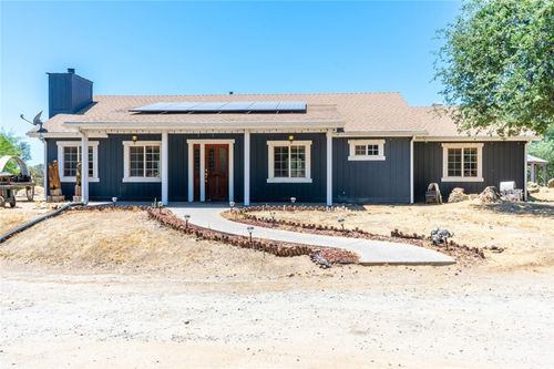 42802 Woodmar Dr, Coarsegold, CA, 93614 | Card Image