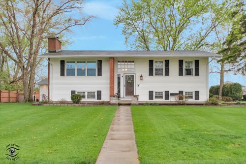 300 S Rathje Rd, Peotone, IL, 60468-9111 | Card Image