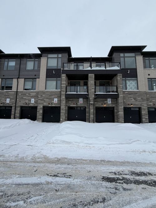 545 Tim Manley Ave, Caledon, ON, L7C4P4 | Card Image