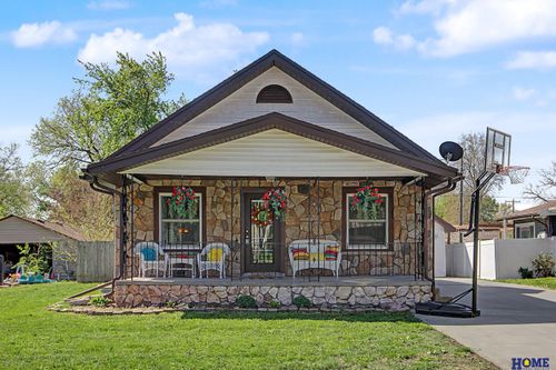 811 2nd St, Milford, NE, 68405-9609 | Card Image