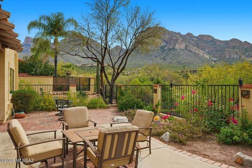 930 E Camino Corrida, Oro Valley, AZ, 85737 | Card Image