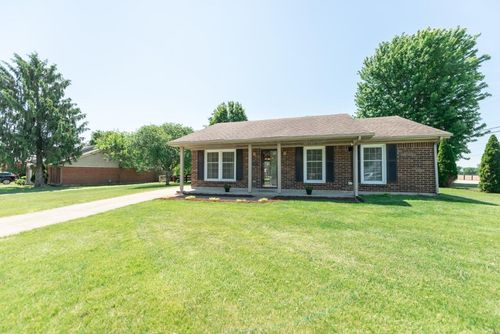 100 Chestnut Ln, Versailles, KY, 40383-9767 | Card Image