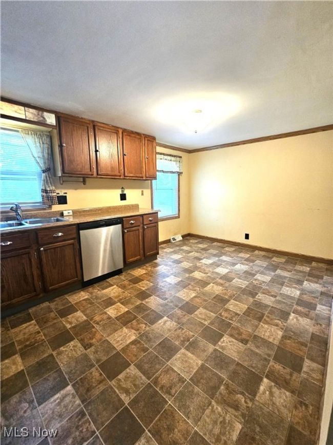 624 Shaker Dr, House other with 3 bedrooms, 2 bathrooms and null parking in Medina OH | Image 7